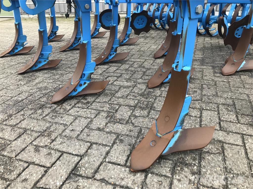 Lemken Karat 9/400 met flexringwals Cultivatoare