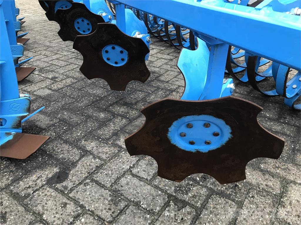 Lemken Karat 9/400 met flexringwals Cultivatoare