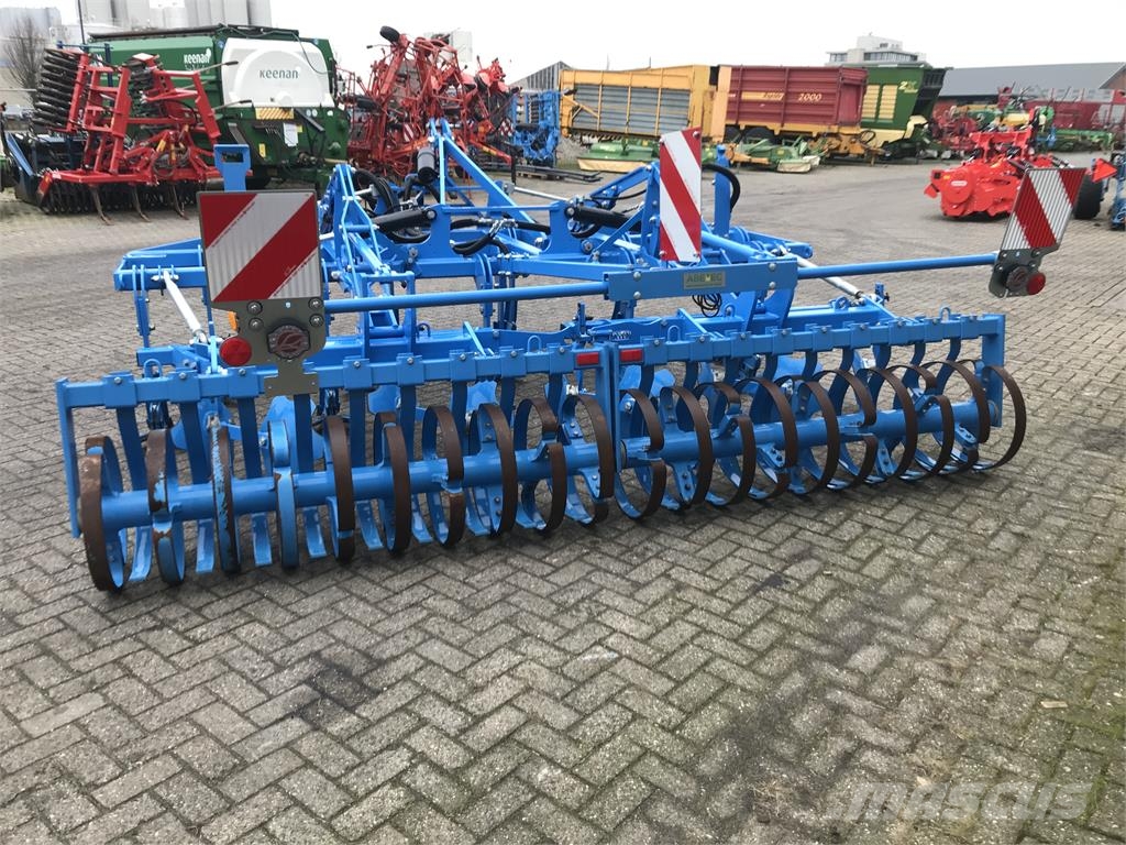 Lemken Karat 9/400 met flexringwals Cultivatoare