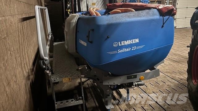 Lemken Solitair 23+ 1900L Fronttank Zaaimachines