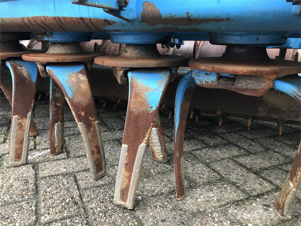 Lemken Solitair 8/300 + Zirkon 10/300 Såmaskiner