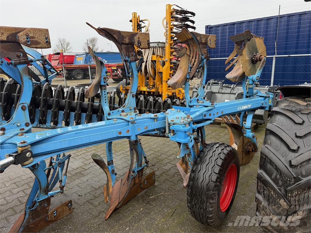 Lemken Variopal 8 V 5 met fixpack Arados convencionales