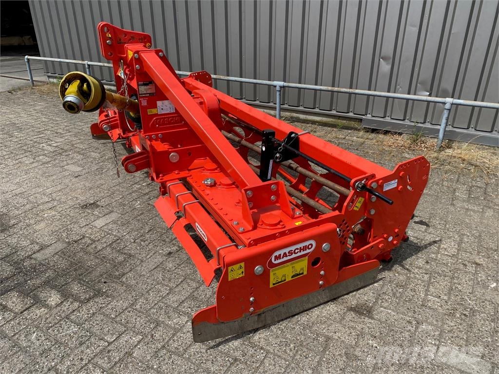 Maschio dm 3.0 m met openrol Power harrows and rototillers