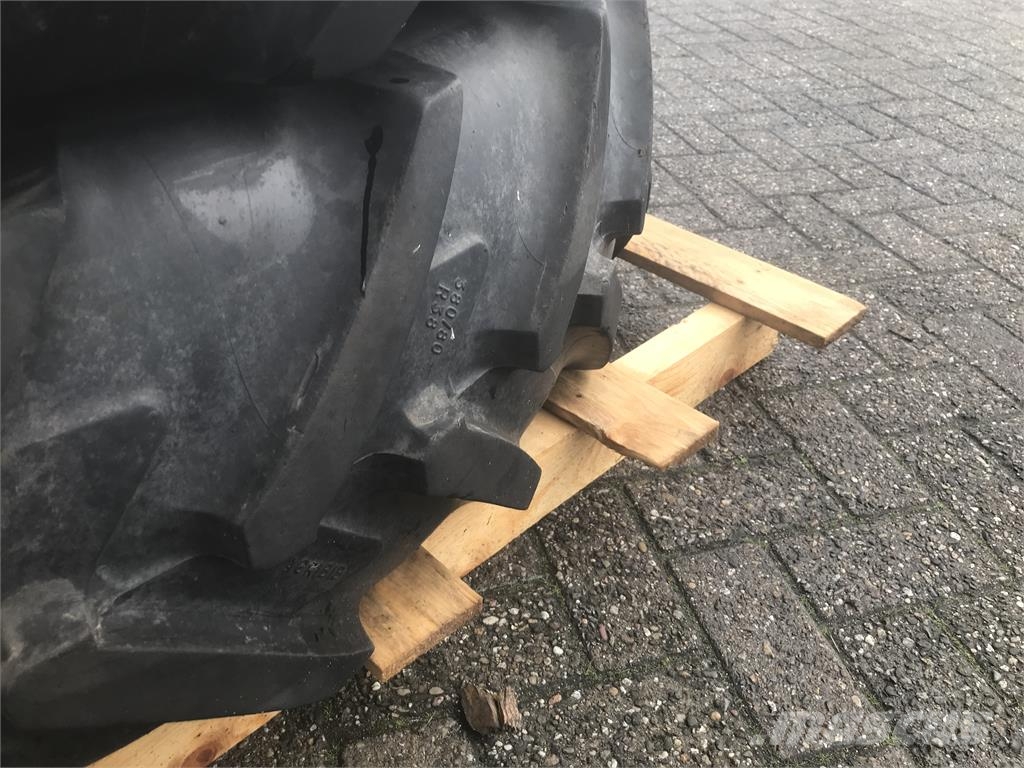 Michelin 380/80R38 Reifen