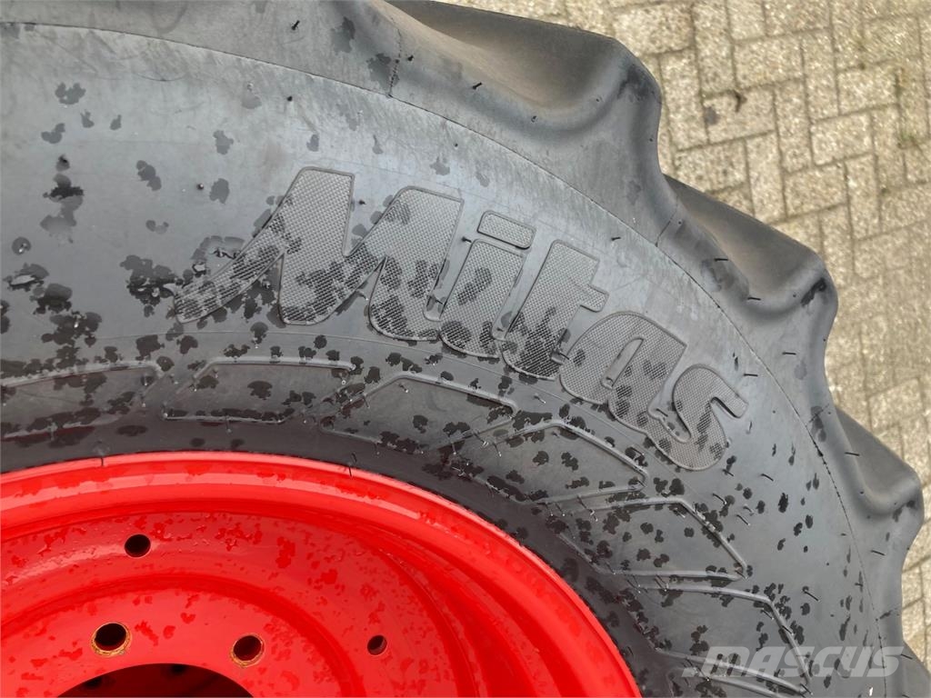 Mitas 540/65R38 + 480/65R24 Set op velg Banden, wielen en velgen