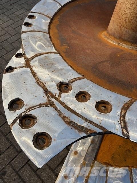 Set Peecon mengvijzels met RVS slijtplaten voor bo Feed mixer