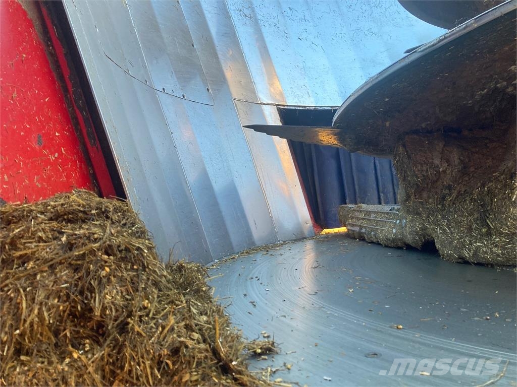 Siloking Selfline 3024 voermengwagen 混合餵料機