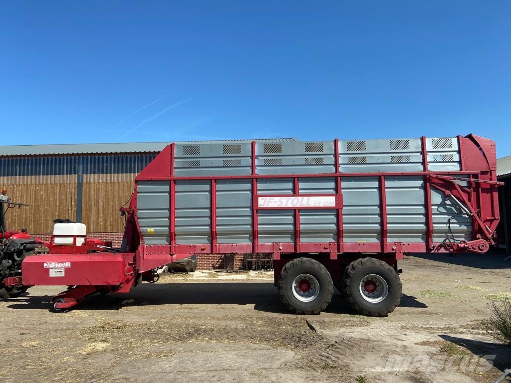 Stoll ES 4200 Hakselwagen Farm machinery