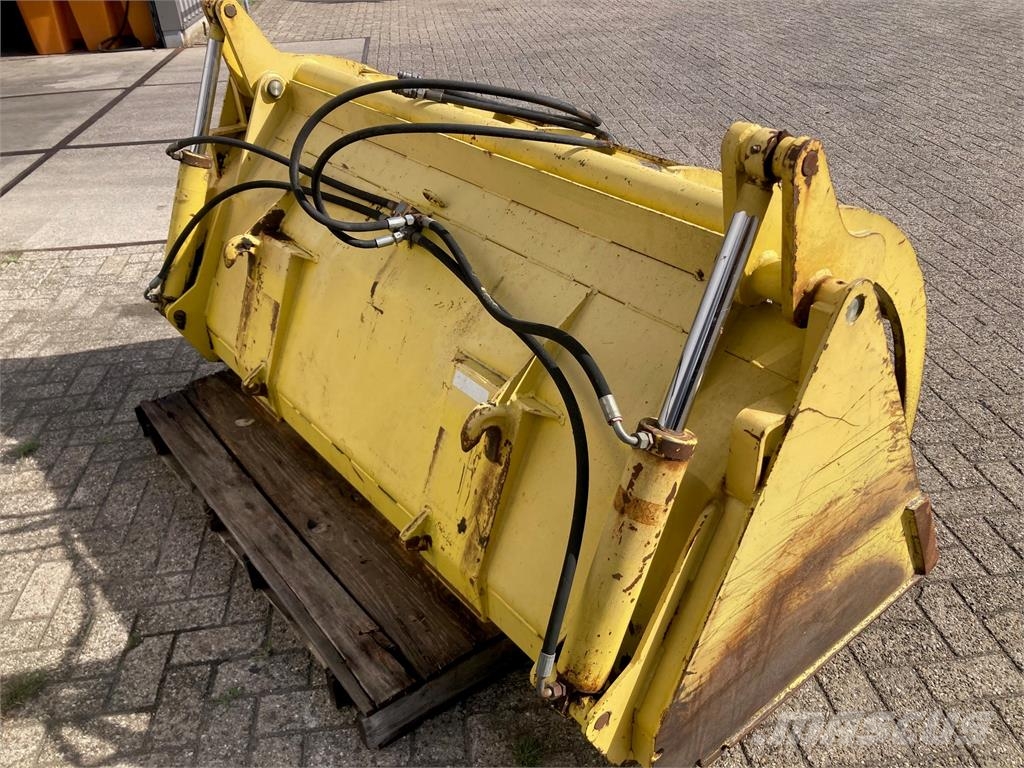 Stoll Pelikaanbak 2m Weitere Lade- und Grabgeräte