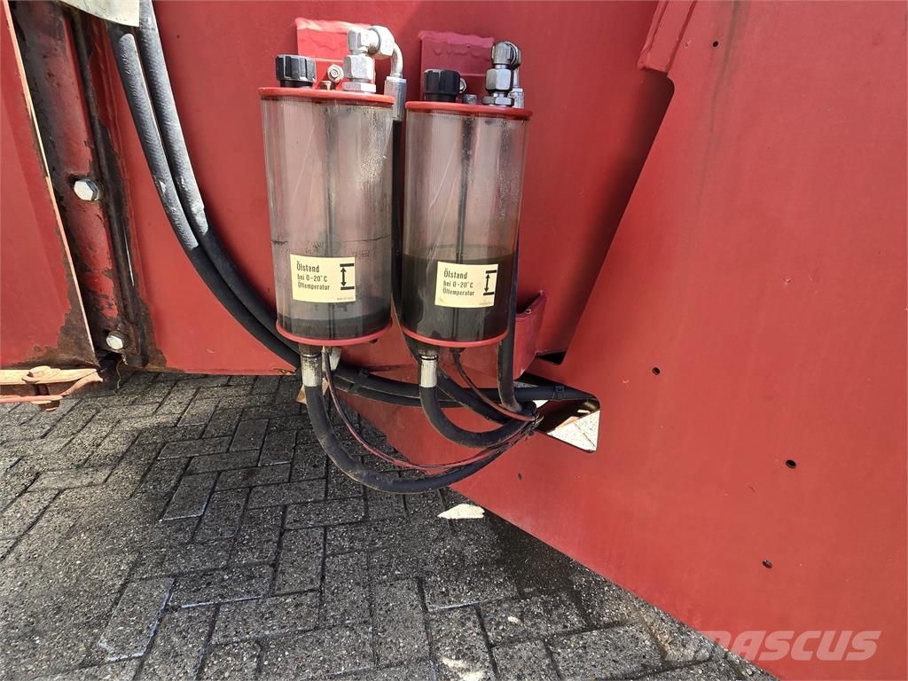 Strautmann Verti-mix 1500K double voermengwagen 混合餵料機