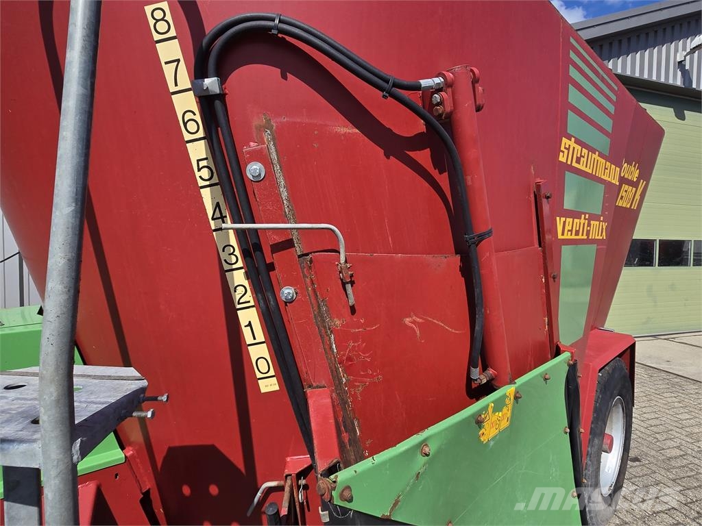 Strautmann Verti-mix 1500K double voermengwagen 混合餵料機