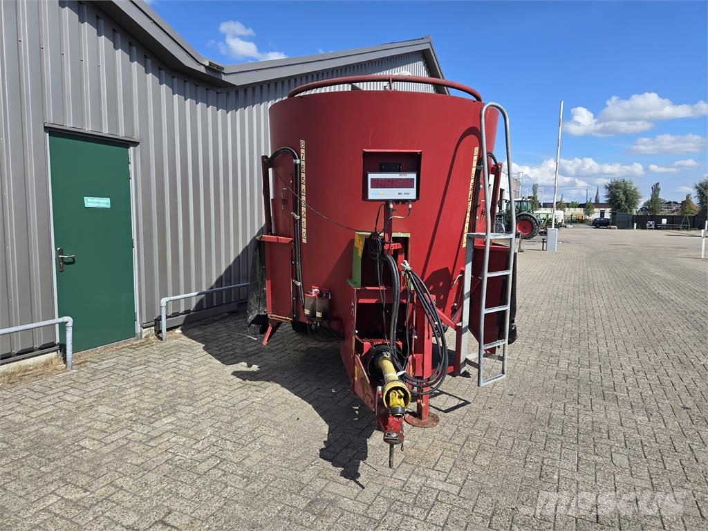 Strautmann Verti-mix 1500K double voermengwagen 混合餵料機