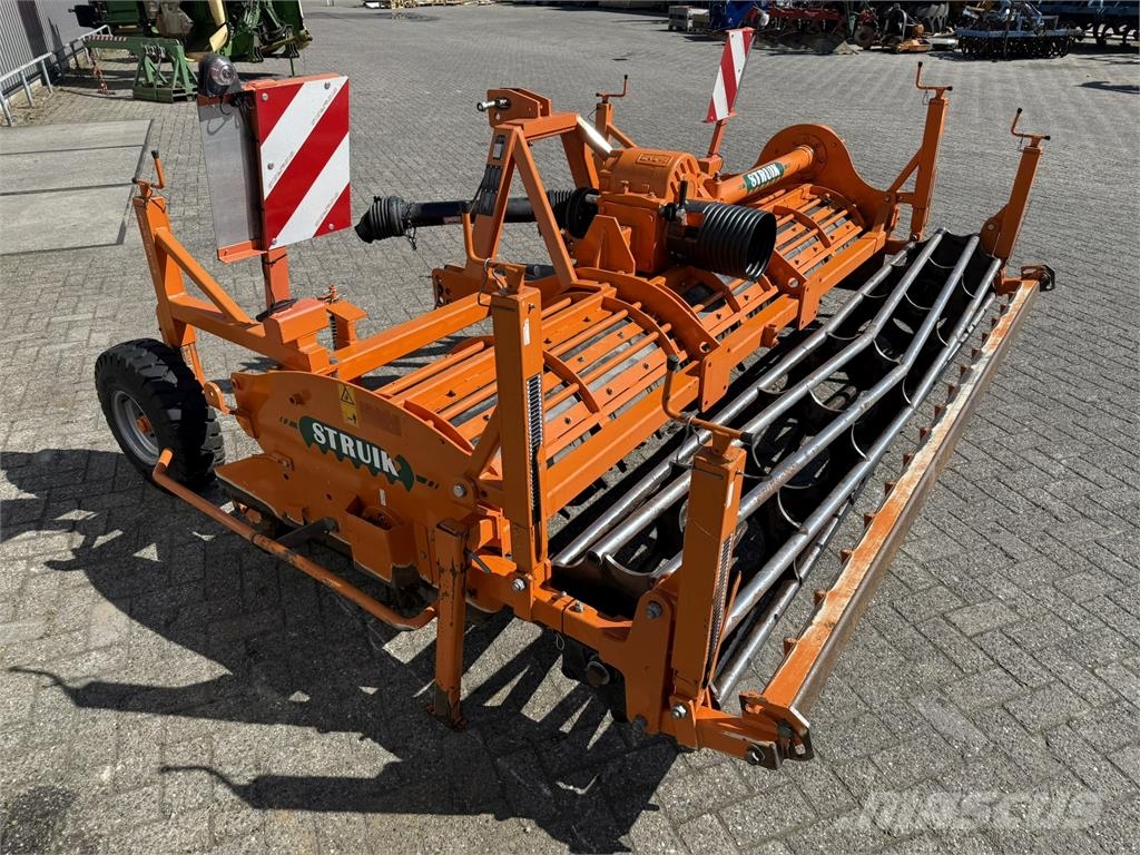 Struik 4RF 310 F Frontfrees Såbäddsharvar och rototillers