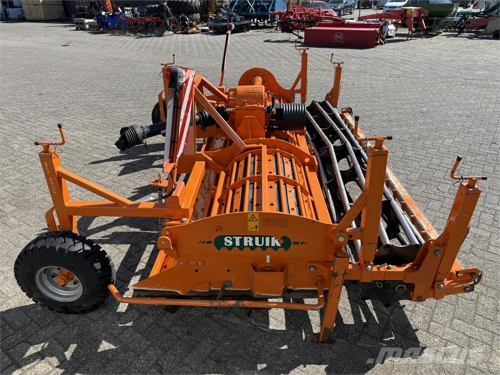 Struik 4RF 310 F Frontfrees Såbäddsharvar och rototillers