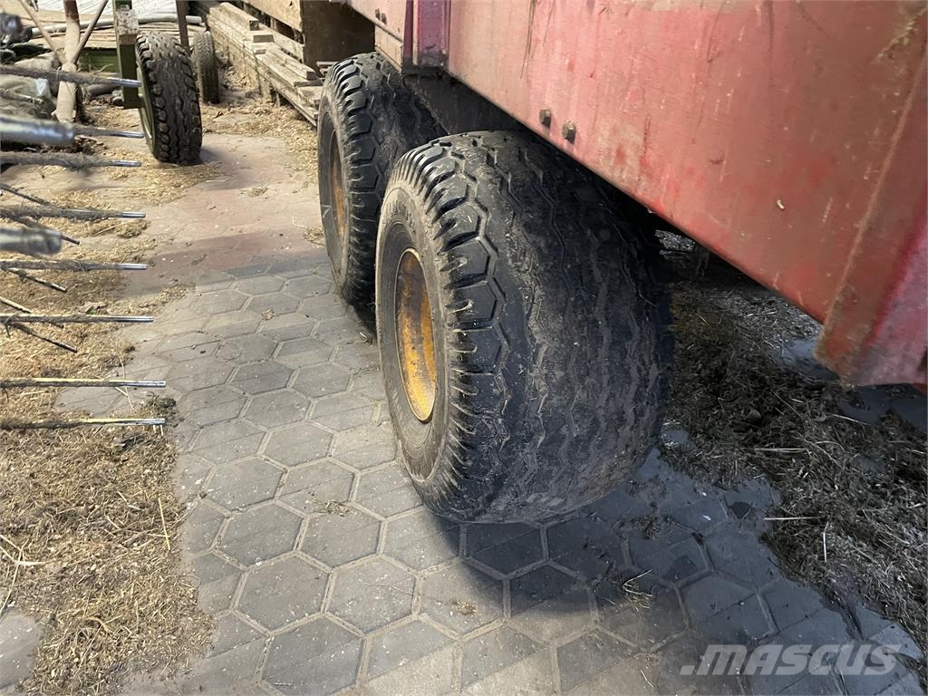 Taarup 1030 Ladewagen