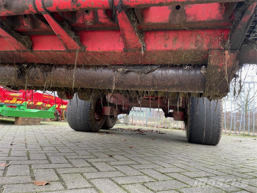 Taarup 1030 Ladewagen