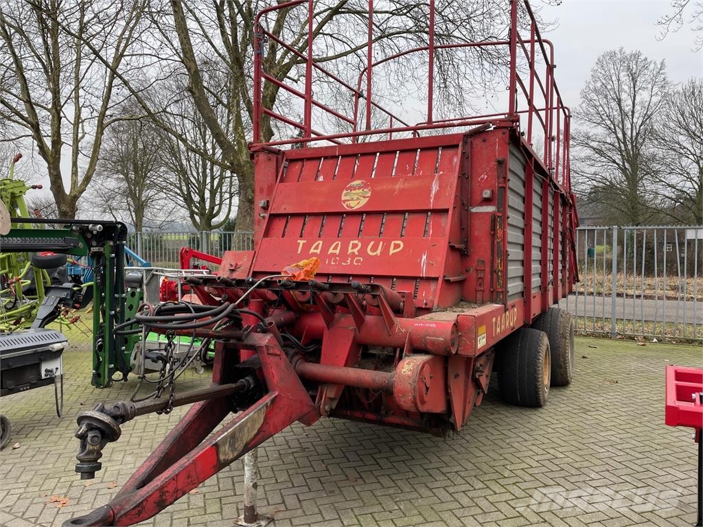 Taarup 1030 Ladewagen
