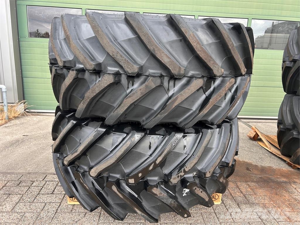 Trelleborg VF 710/60R42 + 600/60R30 Däck, hjul och fälgar