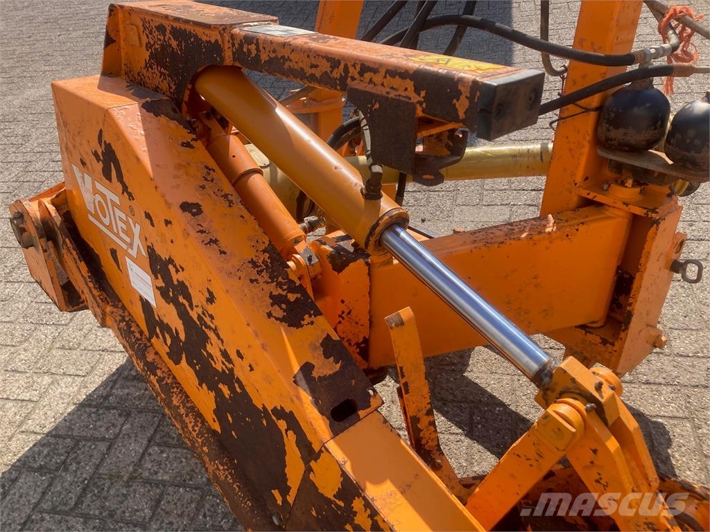 Votex Jumbo FLex 230 Berm maaier Грубі косарки
