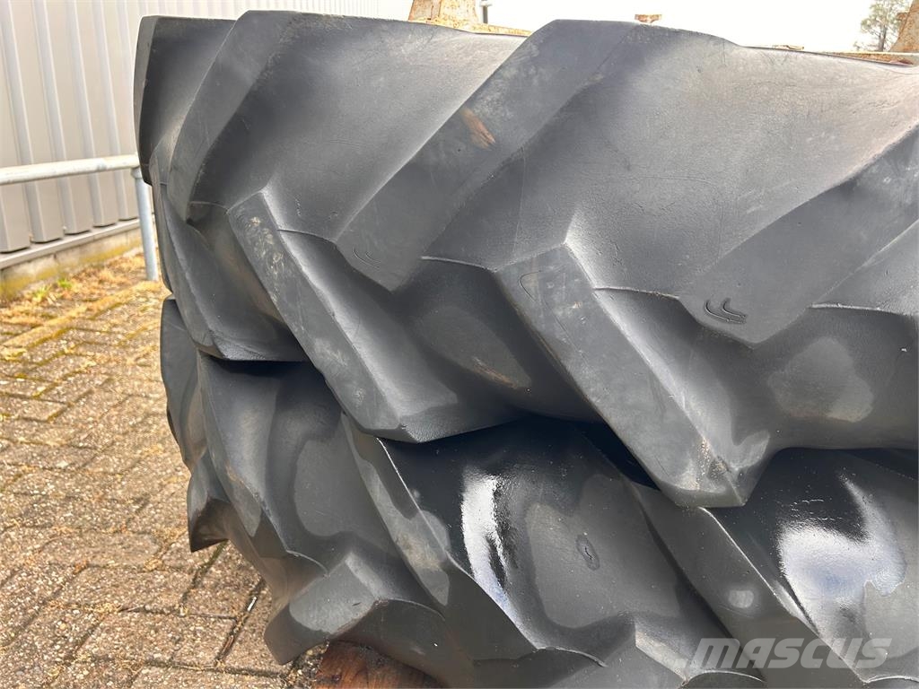 Vredestein 13.6R38 dubbellucht 轮胎、车轮、轮圈