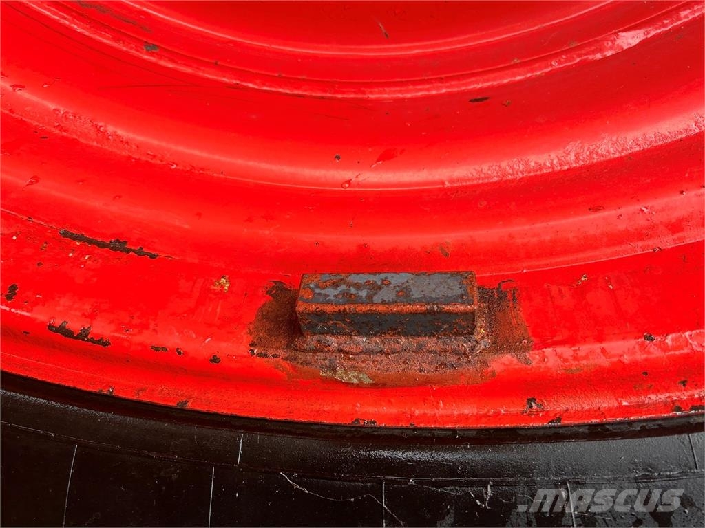 Vredestein 650/65R38 Колеса