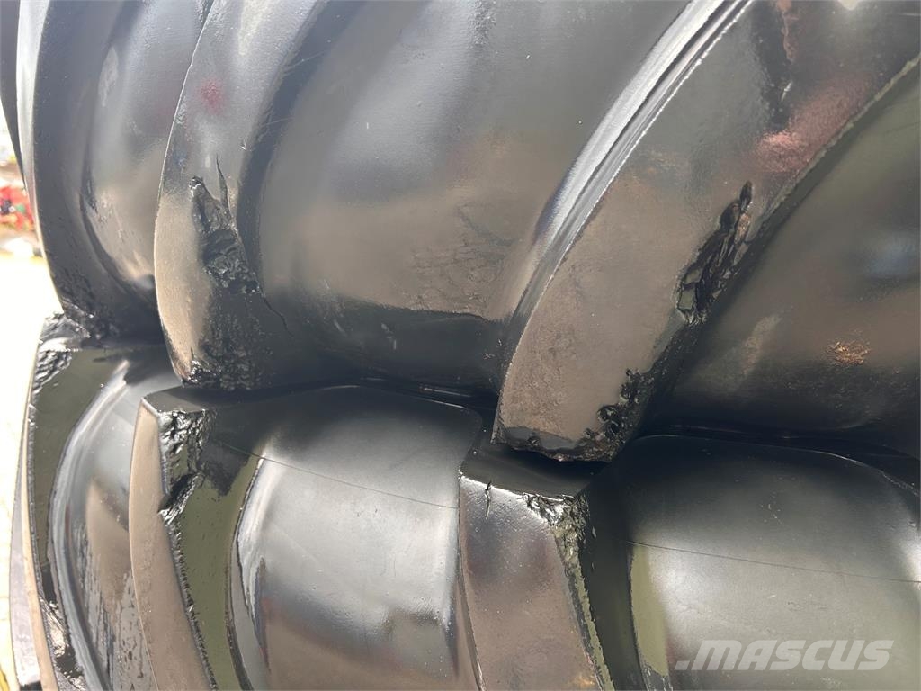 Vredestein 650/65R38 Колеса