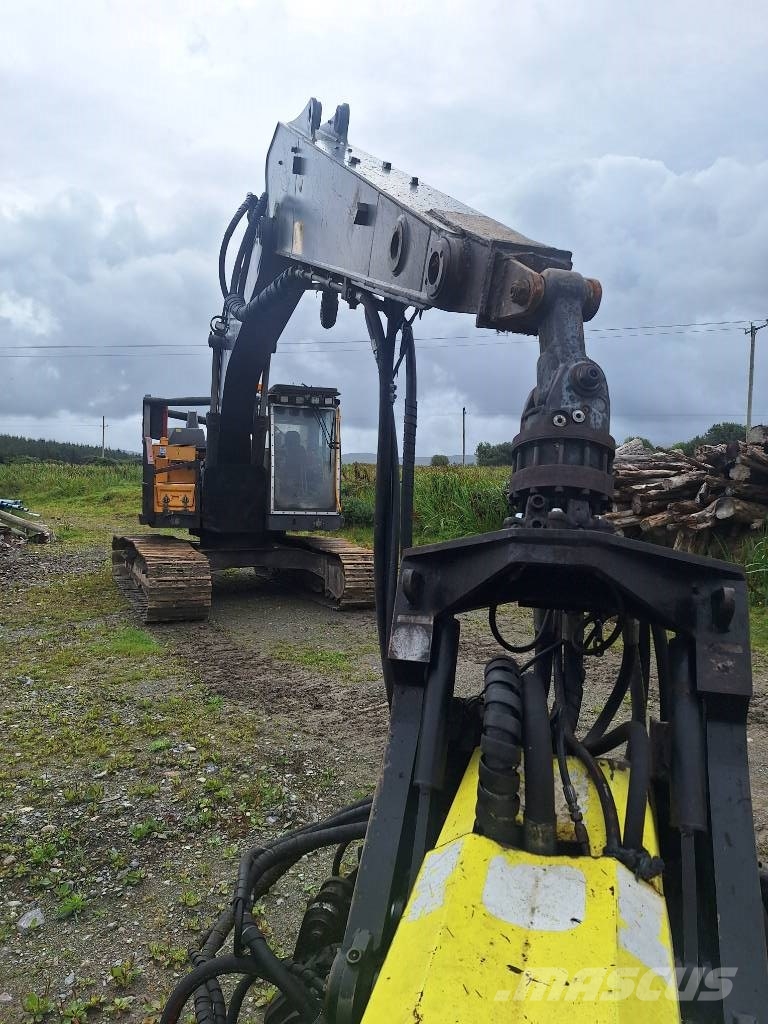Volvo EC 220 EL Harvesterit