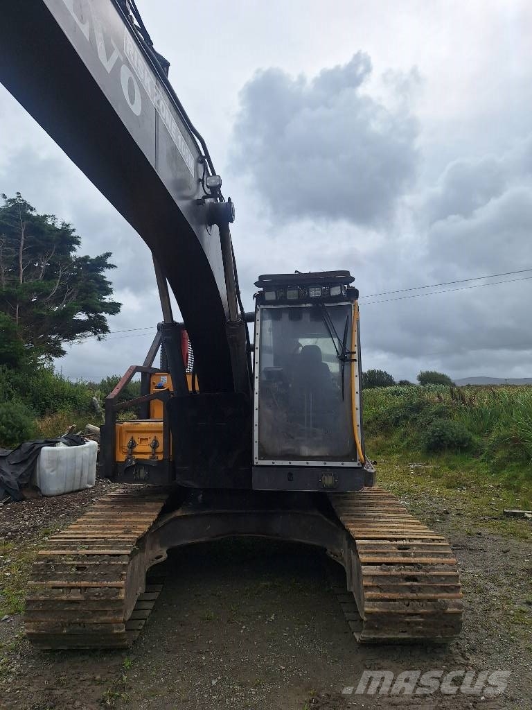 Volvo EC 220 EL Harvesterit