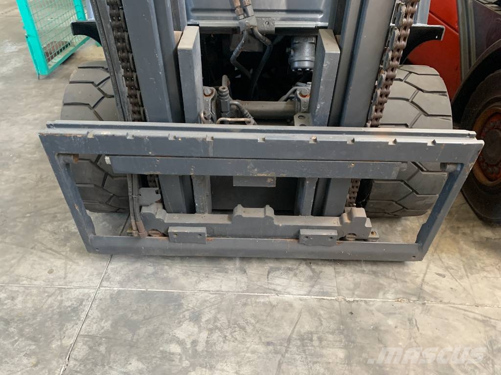 Linde H35D /393/ V-2890 OB Dizelski viličarji