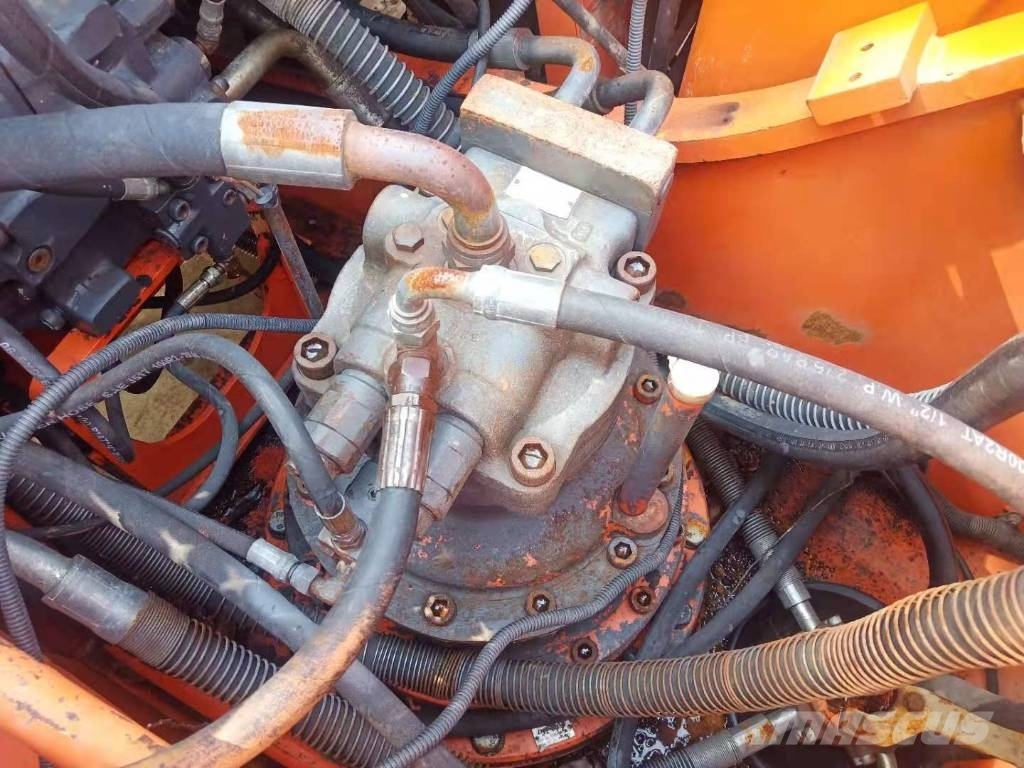 Doosan DH 300 LC-7 Гусеничные экскаваторы