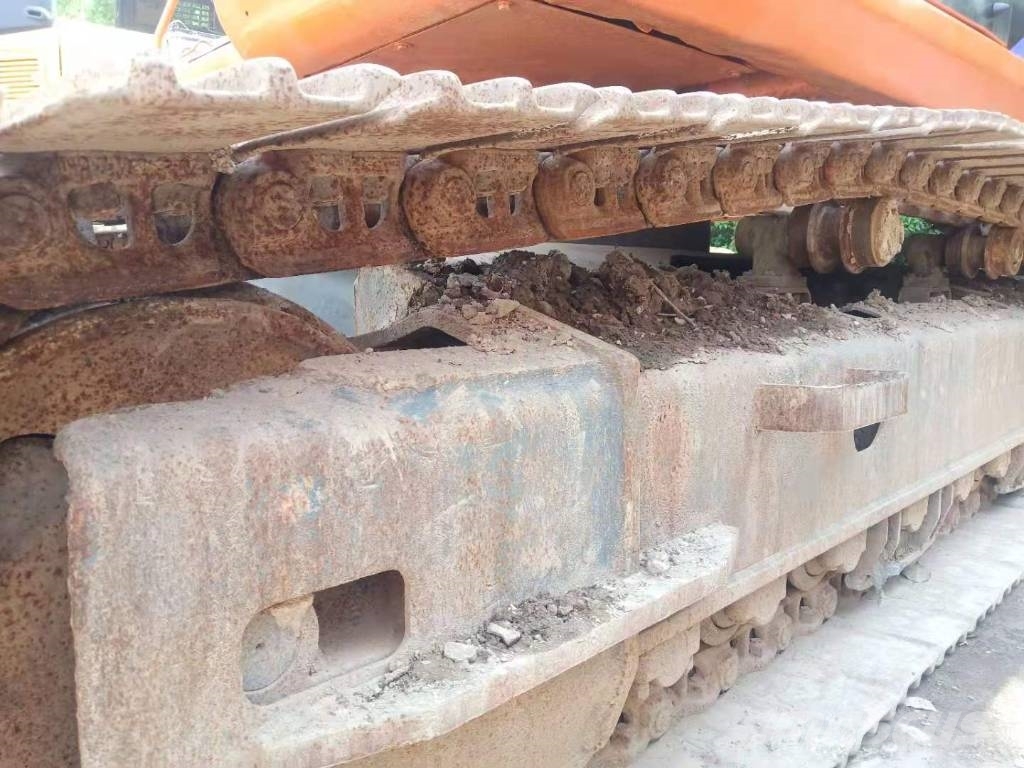 Doosan DH 300 LC-7 Гусеничные экскаваторы