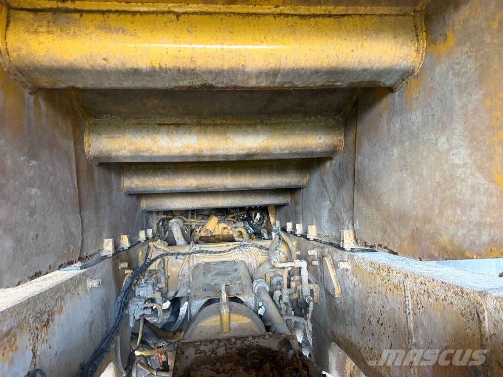 CAT 775 D Pevné dempry
