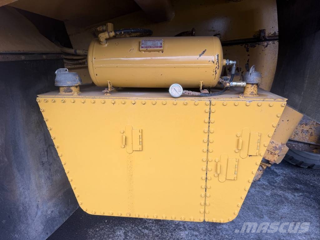 CAT 775 D Pevné dempry