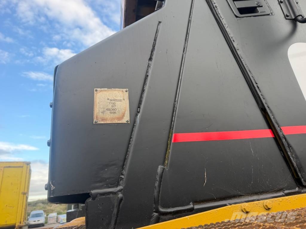 CAT 775 D Pevné dempry