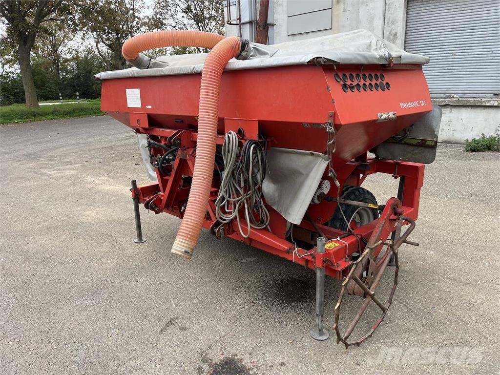 Kverneland DF2 Mechanické secí stroje