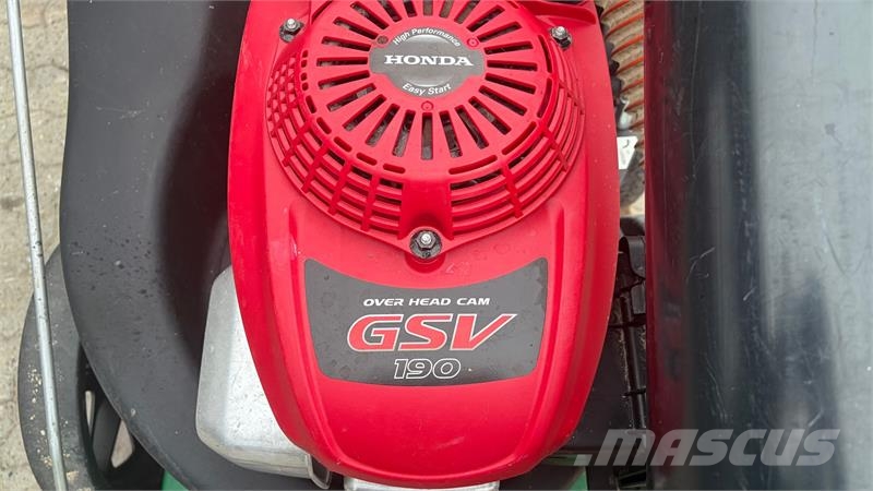  Billy-Goat MV650SPH Løvsuger - Professionel stand  معدات العناية بالأرض - غير ذلك