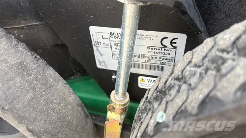  Billy-Goat MV650SPH Løvsuger - Professionel stand  معدات العناية بالأرض - غير ذلك