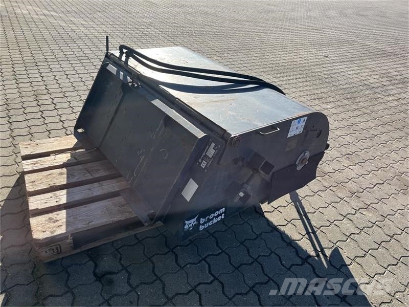 Bobcat 110cm opsamler kost Other components