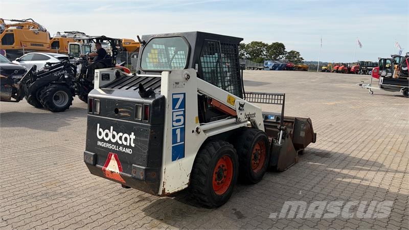 Bobcat 75-1 Kompakt og robust Bobcat 751 minilæsser til s Minilæsser - knækstyret
