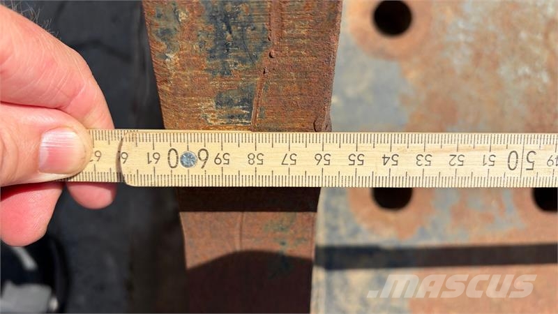- - - CW45S CW45S Adapterplade Sonstige Landmaschinen