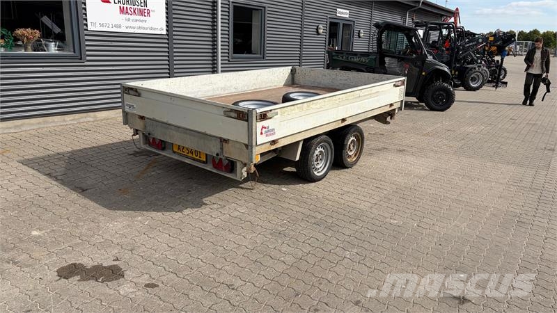 Henra KP3 Stærk Henra KP3 Trevejstiptrailer (3,35 m) - K Andere Anhänger