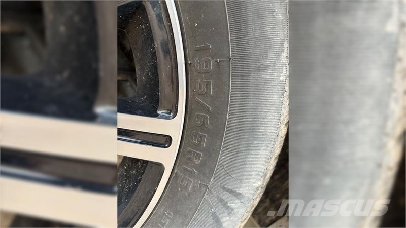 Humbaur Maximus 2 Deluxe 2700 Hestetrailer - Eksklusiv Hum Λοιπές ρυμούλκες