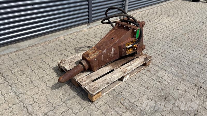 - - - Hydraulisk 8t oliehammer med S50-skifte (Ned Hammers / Breakers