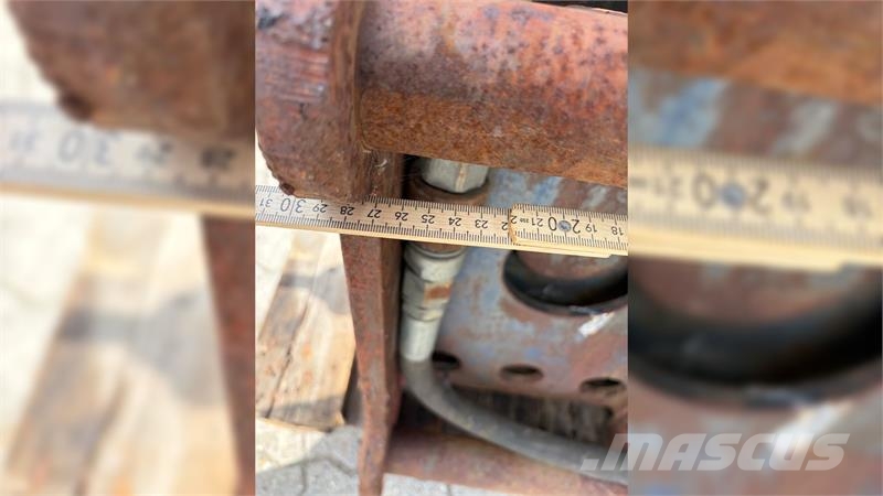 - - - Hydraulisk 8t oliehammer med S50-skifte (Ned Hammers / Breakers