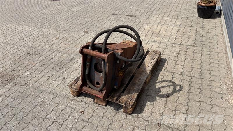 - - - Hydraulisk 8t oliehammer med S50-skifte (Ned Hammers / Breakers