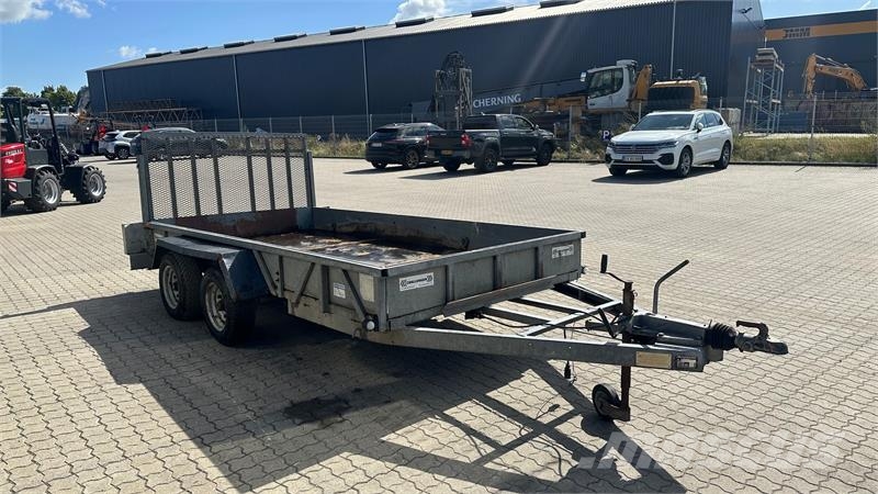 Indespension V675 Otros remolques