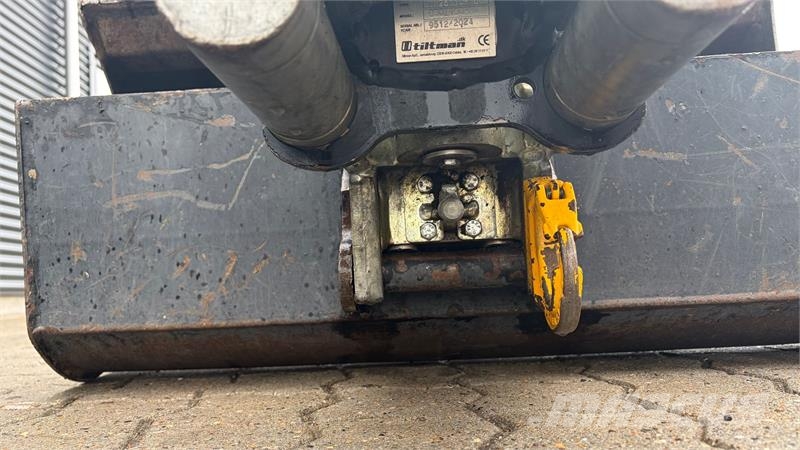 Kobelco SK10SR-2E Tiltman Halvautomatisk med 3 skovle Miniexcavadoras