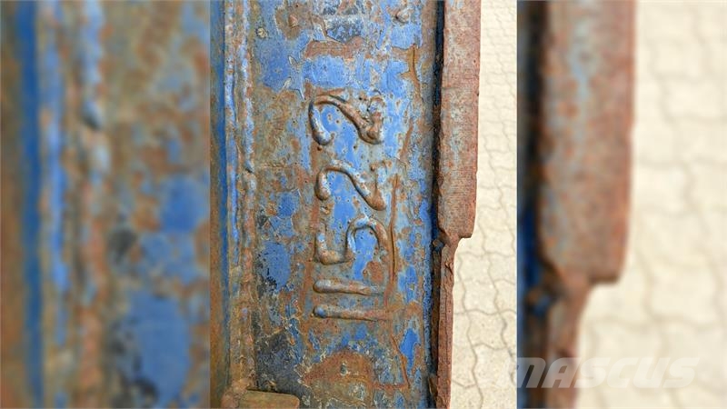 - - - Kraftig 100 cm risteskovl med CW40 ophæng - 鏟斗