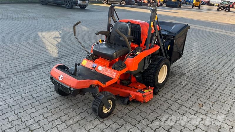 Kubota GZD21 Zeroturn med opsamler Sitteklippere
