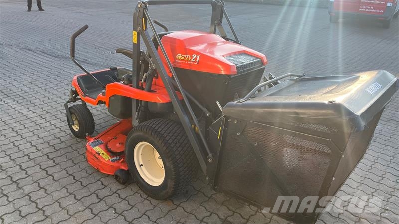Kubota GZD21 Zeroturn med opsamler Sitteklippere